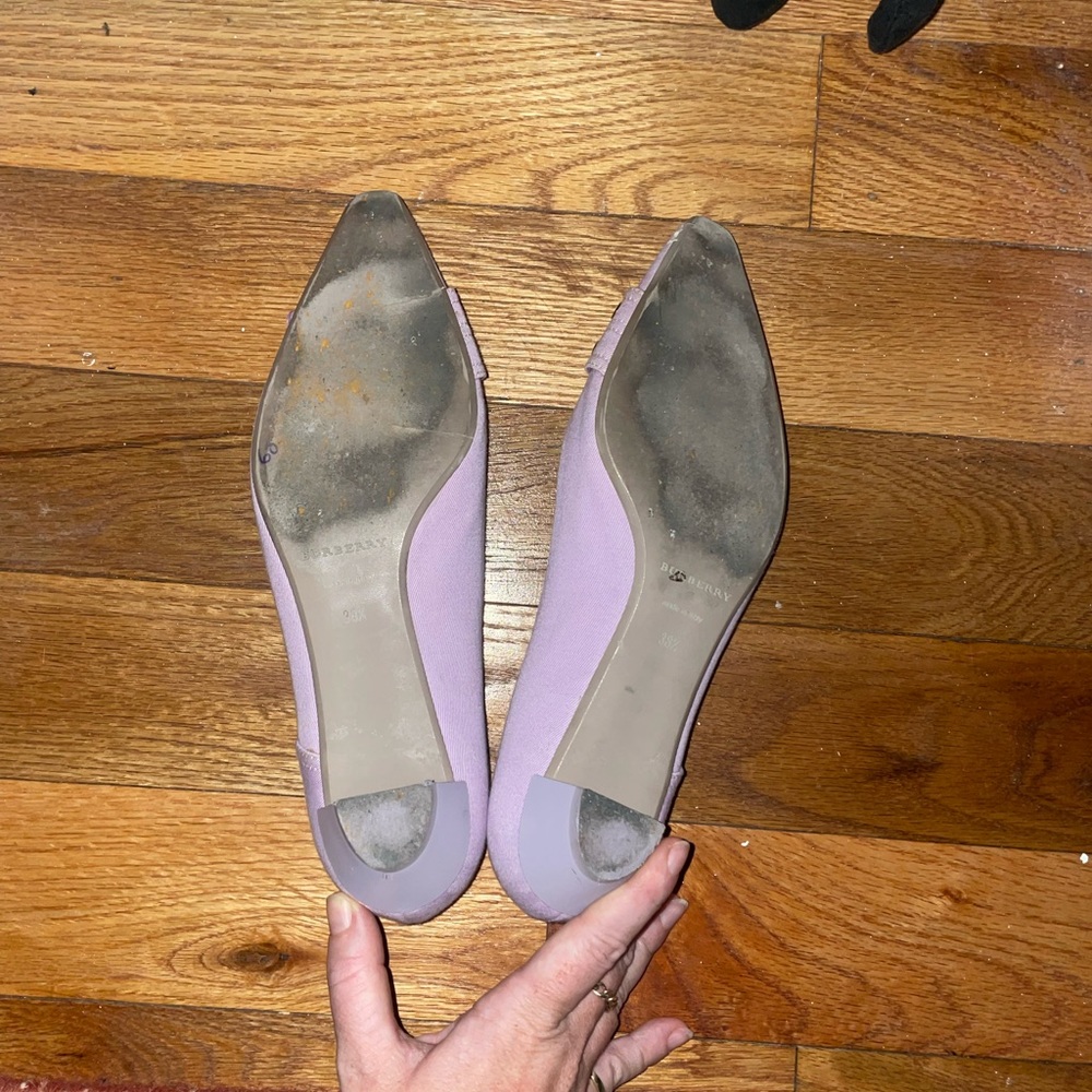 Vintage Burberry Kitten Heels - Picture 2 of 2